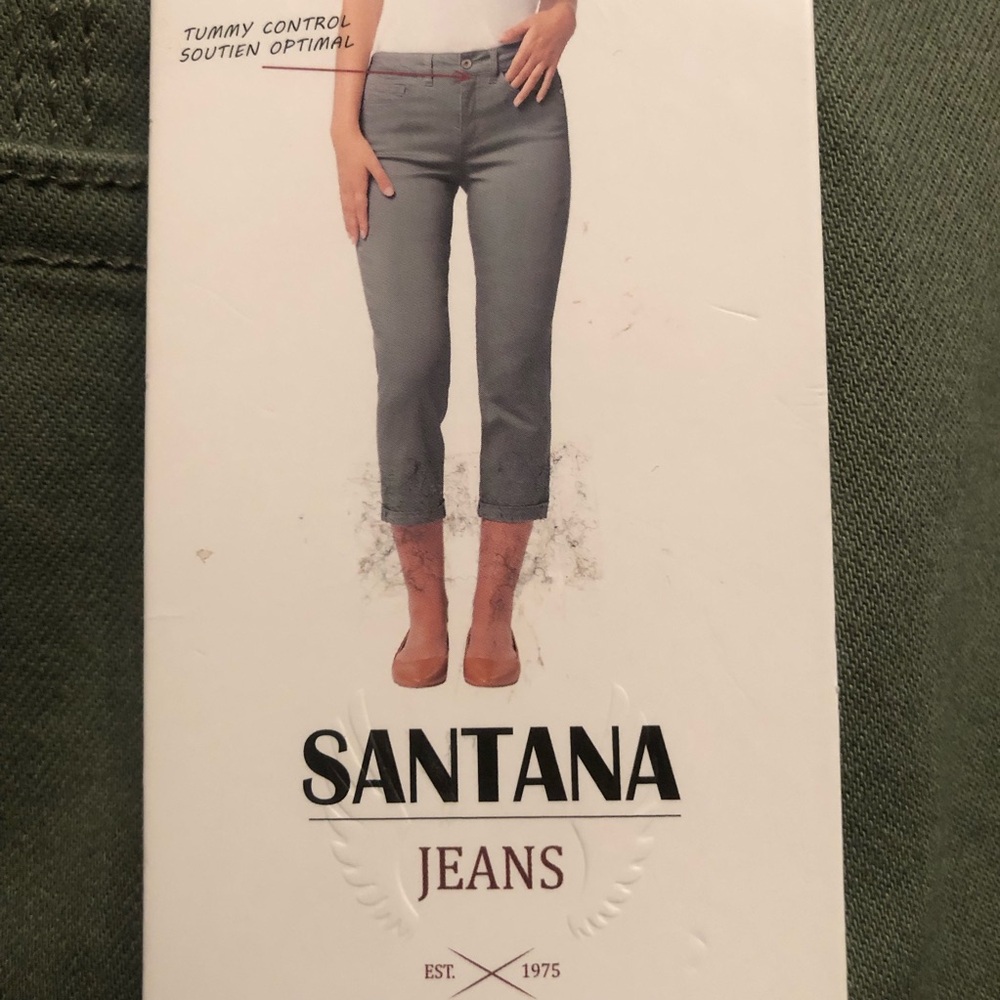 Santana Green mid Rise Capri Size 18W. BNWT